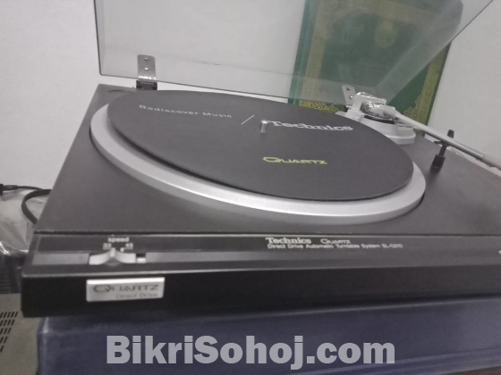 Technics Record Player Turntable